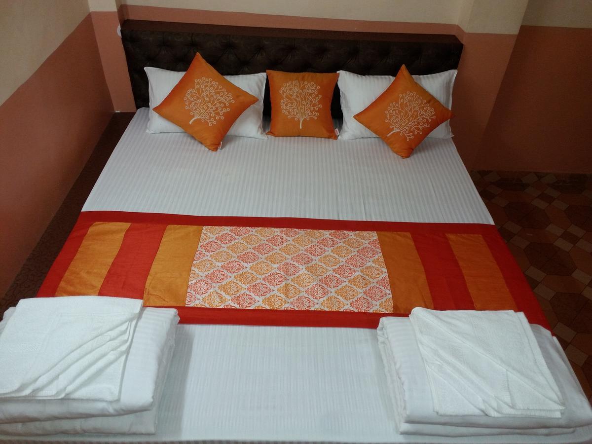 Guest house Balaji Atithi Ashray *
